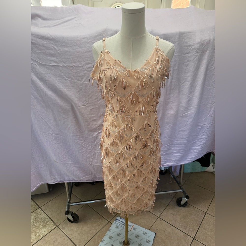 Chic Fringe Mini Dress in Cream